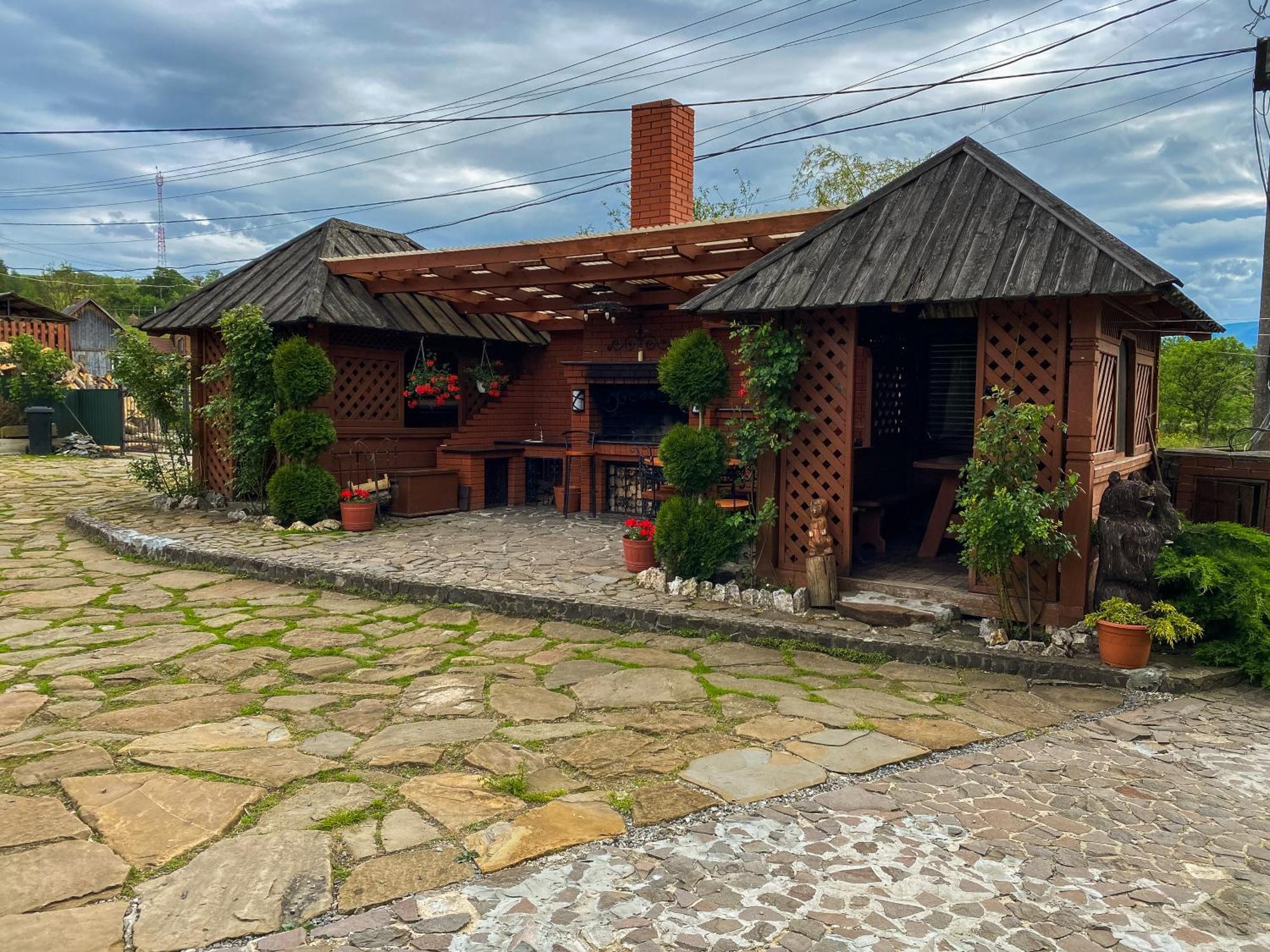 Pyate Koleso Hotel Lazeshchyna Luaran gambar